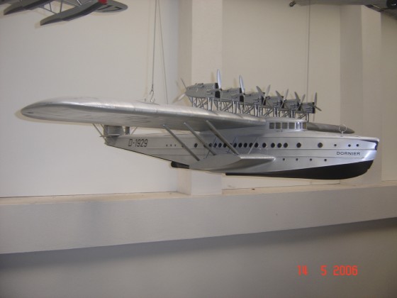 طائرة بمتحف التقنية ميونخ المانيا