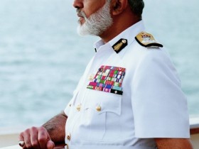 السلطان قابوس