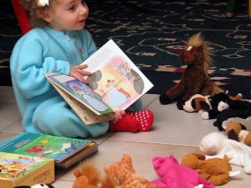 كان يامكان في قديم الزمان .......