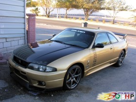 Skyline_GTR33_98-117736-1