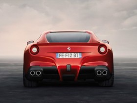 ferrari f12 berlinetta 2013