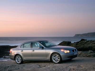 مجموعة حلوة من السيارات تجميع مواقع