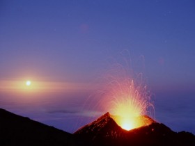 حمم بركانية