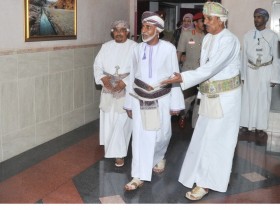 زيارة السلطان قابوس لجامعة السلطان 18-12-2010