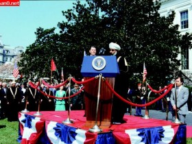 السلطان قابوس