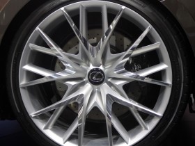 018-lexus-lf-cc-concept-paris-2012