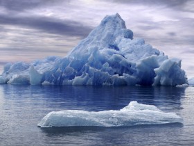 1022