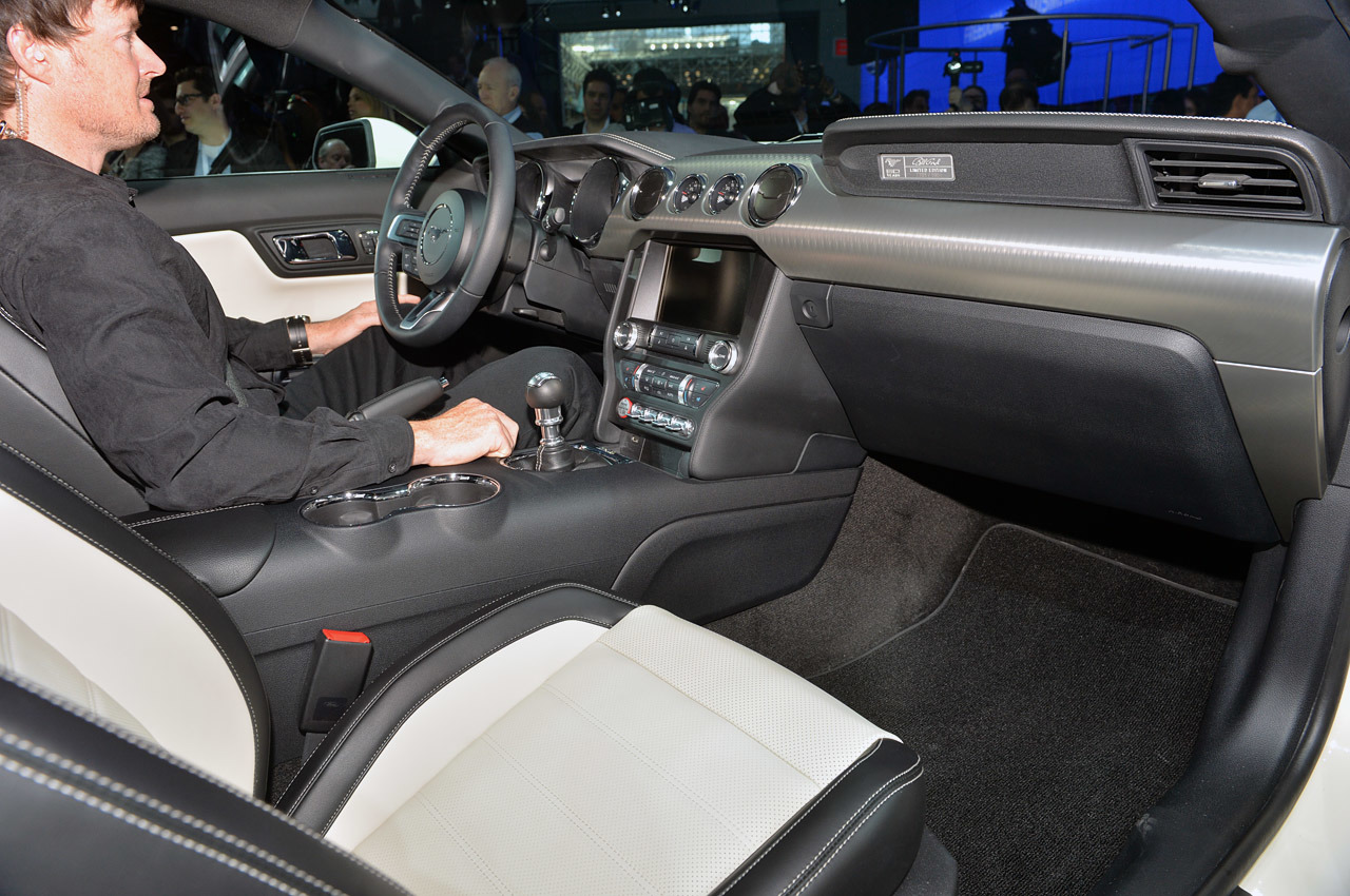 Mustang 50 Year limited 2015