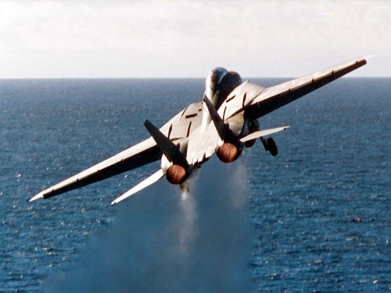 F-14_-_03