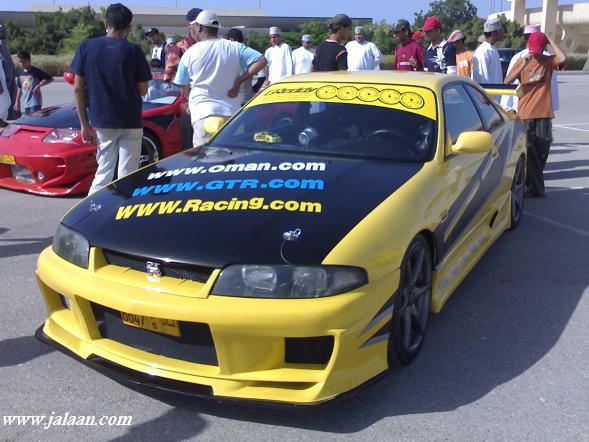 سيارات عمان