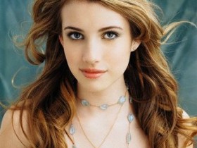 Emma Roberts 1