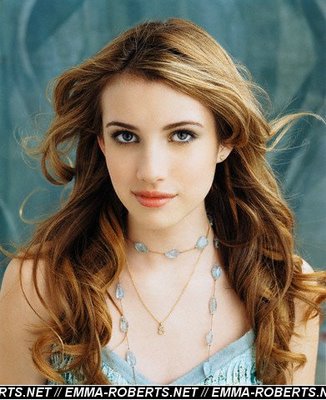Emma Roberts 1
