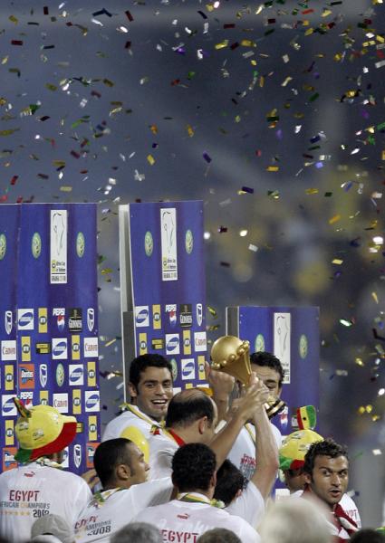 2727515f6a355a62547dbe514a92fe3e getty fbl afr2008 can cmr egy final