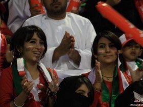 الجماهير العمانية في المبارة النهائية