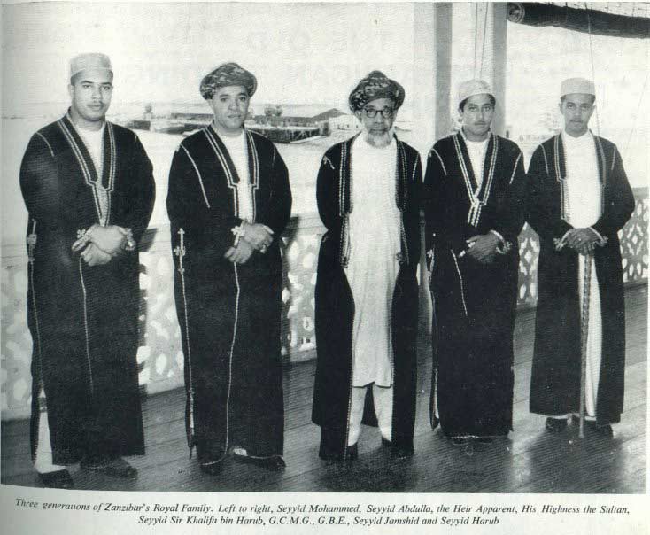 السيد محمد- السيد عبدالله - السلطان خليفة بن حارب - السيد جمشيد - السيد حار