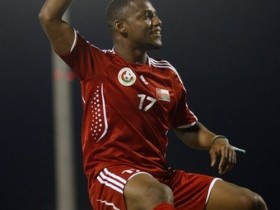 حسين مظفر لاعب المنتخب العماني
