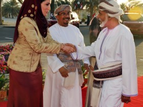 زيارة السلطان قابوس لجامعة السلطان 18-12-2010