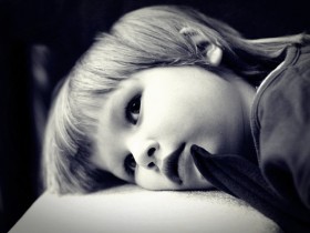 A_child_by_CrommCruack