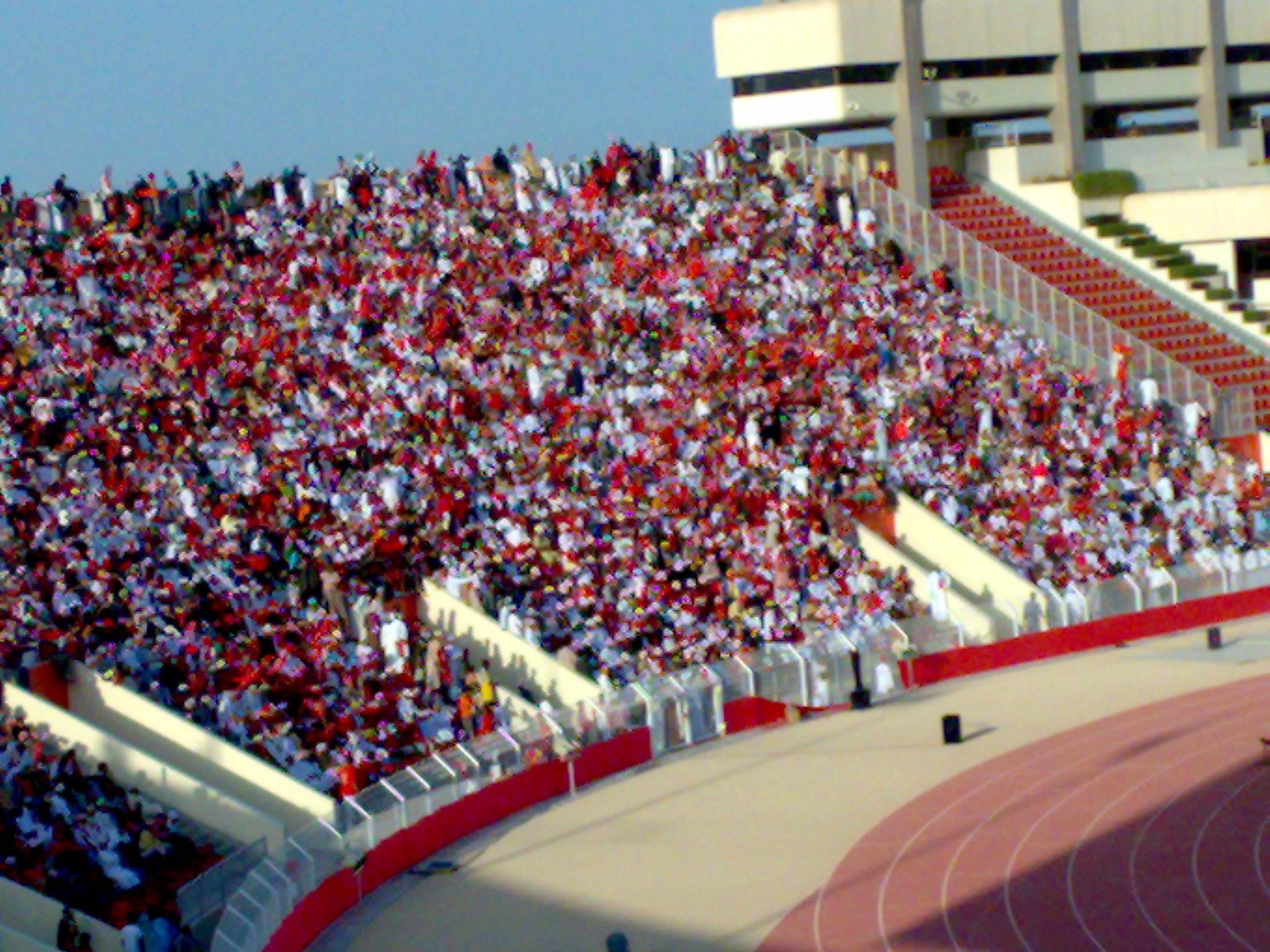 مشجعين المنتخب العماني