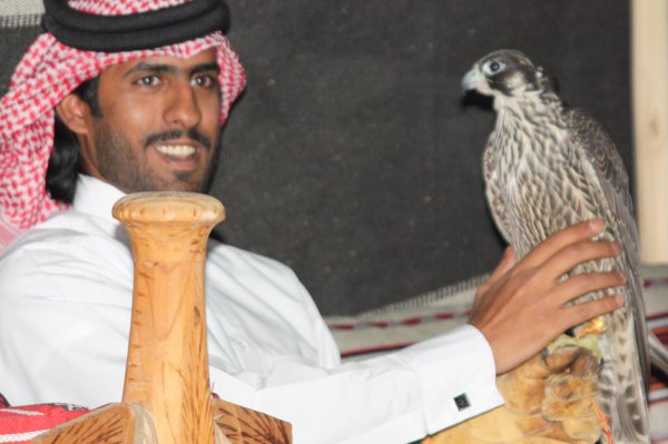 اخوي سمو الشيخ عبدالعزيز  بن عبدالرحمن ال ثاني