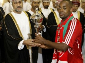 حسن ربيع لاعب المنتخب العماني