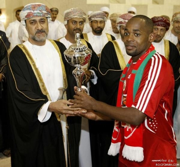 حسن ربيع لاعب المنتخب العماني