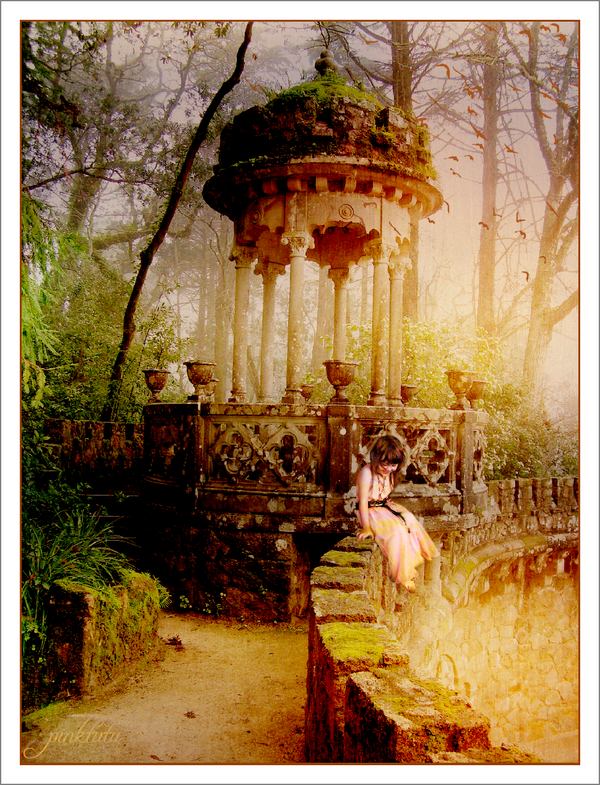Autumn_s_Child_by_Pinktutu