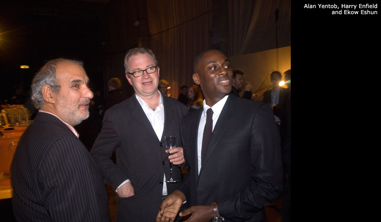 غريب الدنيا