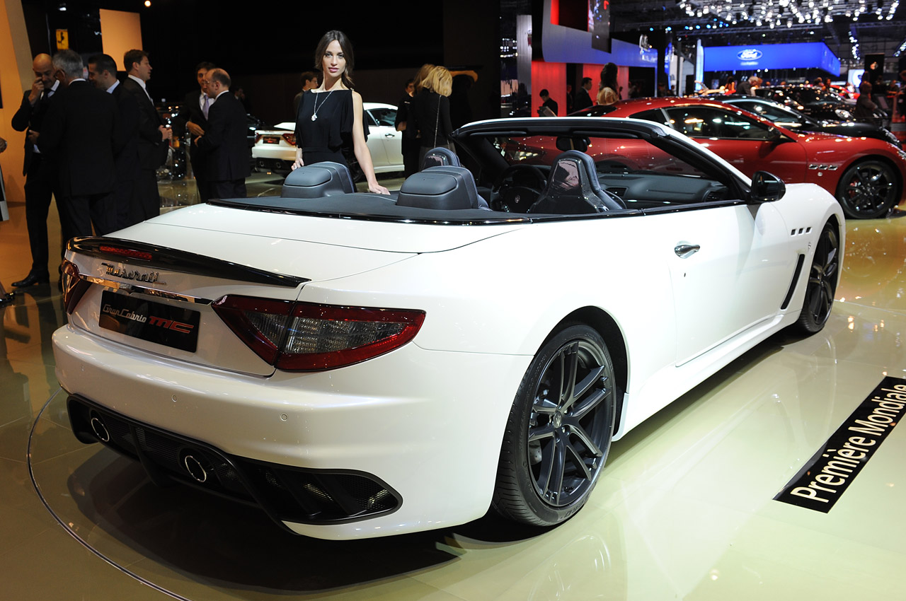 04-2013-maserati-grancabrio-mc-paris