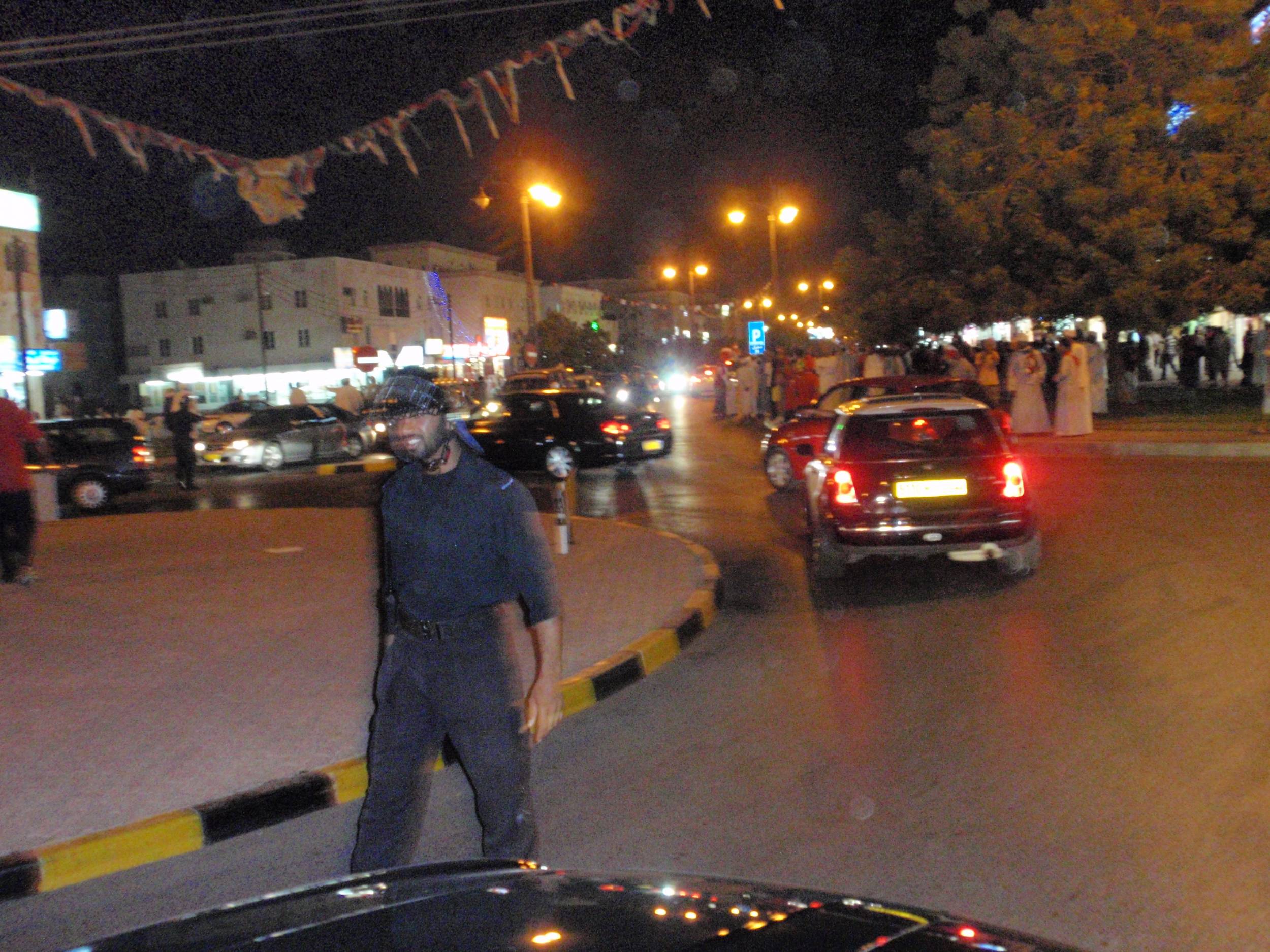 مشجعين الاحمر العماني