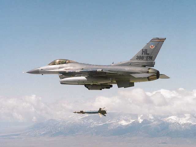 F-16_-_07