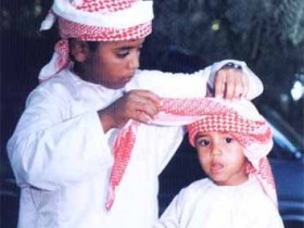 أطفال