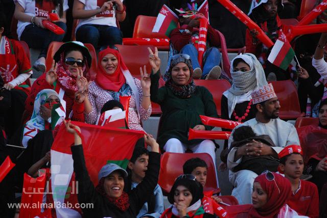 مشجعات المنتخب