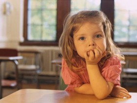 girl_thinking