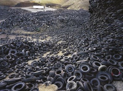 Tires_Cemetery_01