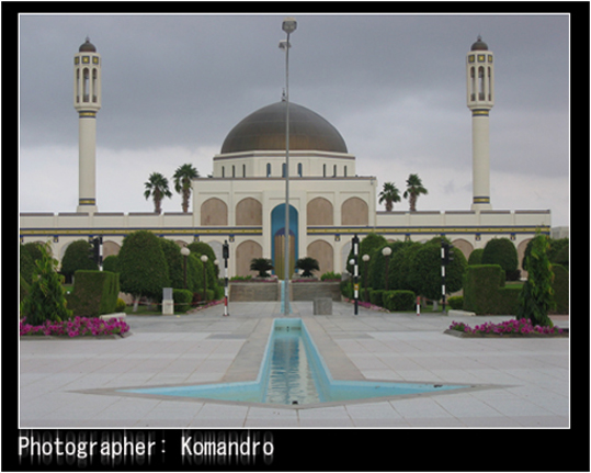 مسجد جامعة السلطان قابوس