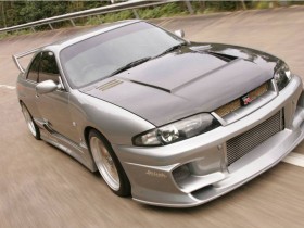 JapSalon_R33_GTR_01