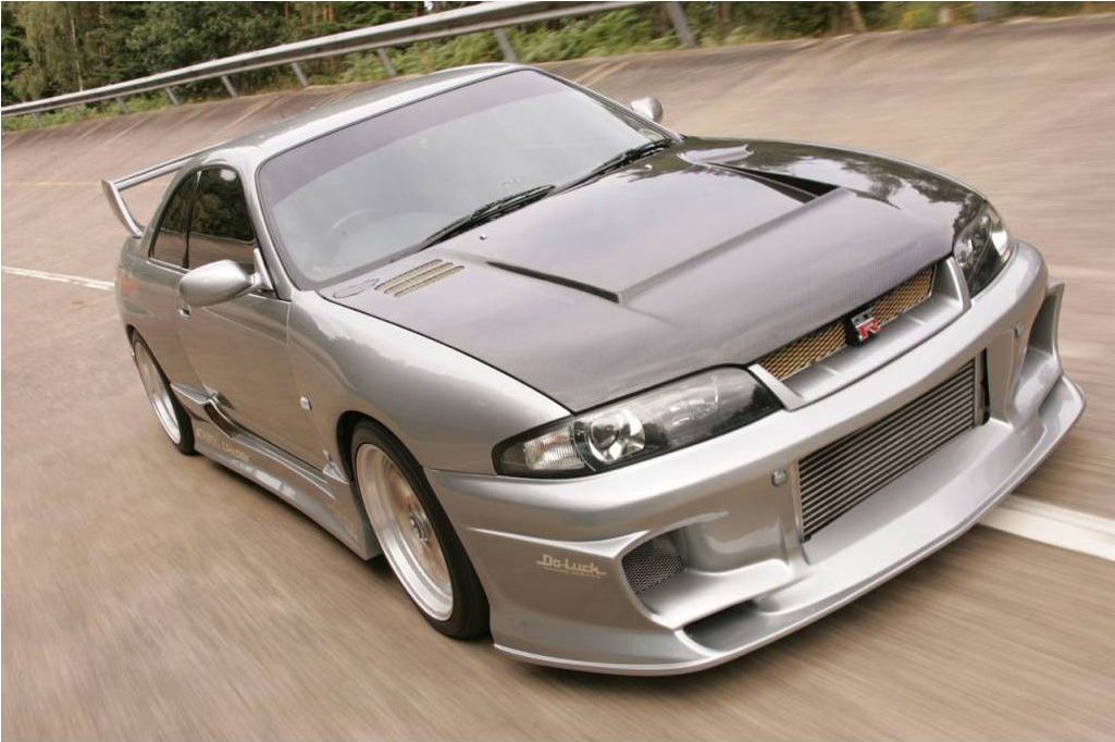 JapSalon_R33_GTR_01