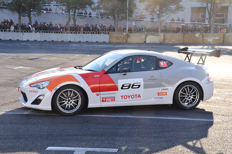 gt 86 &amp; brz in tokyo auto salon