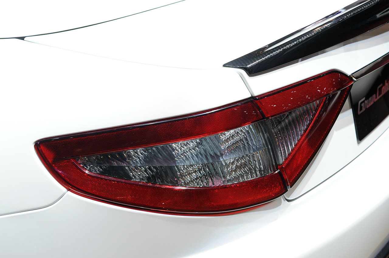 13-2013-maserati-grancabrio-mc-paris