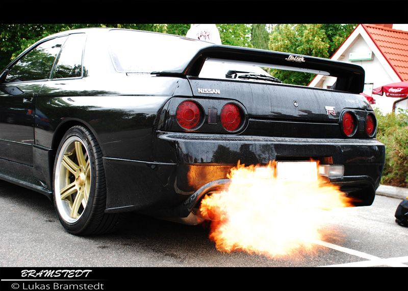skyline_r32_gtr_do_luck8