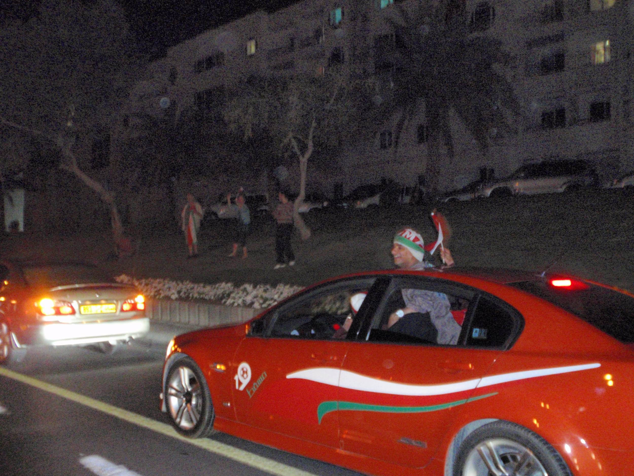 مشجعين الاحمر العماني