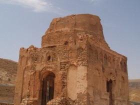 شوامخ قلهات