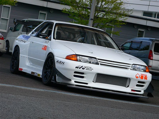 skyline r32