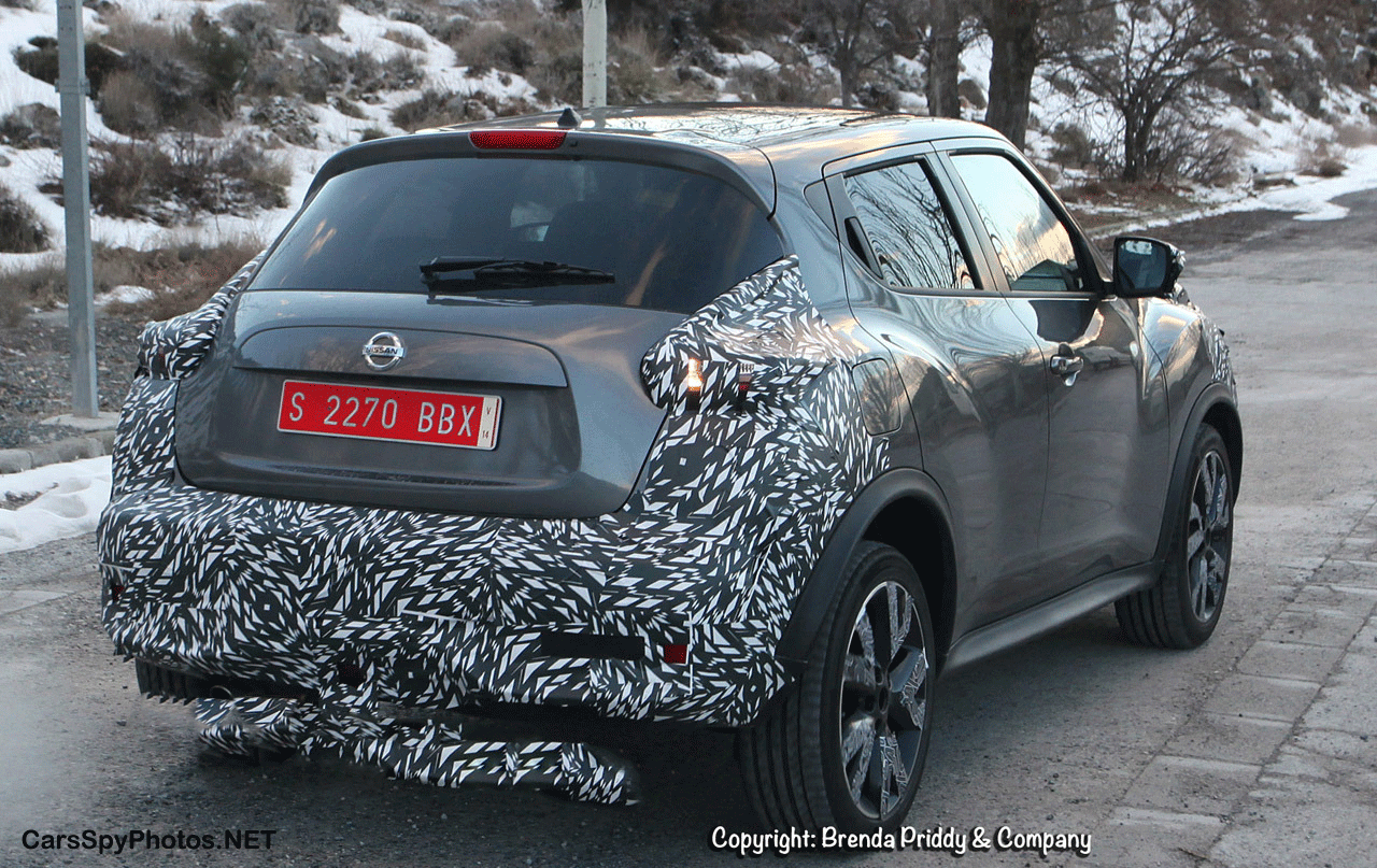 Nissan juke 2015 spyshot